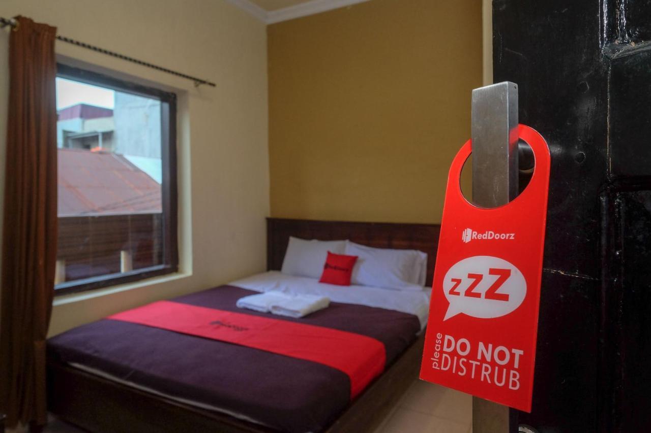 Reddoorz At Hotel Rich Parepare Near Pantai Mattirotasi Dış mekan fotoğraf