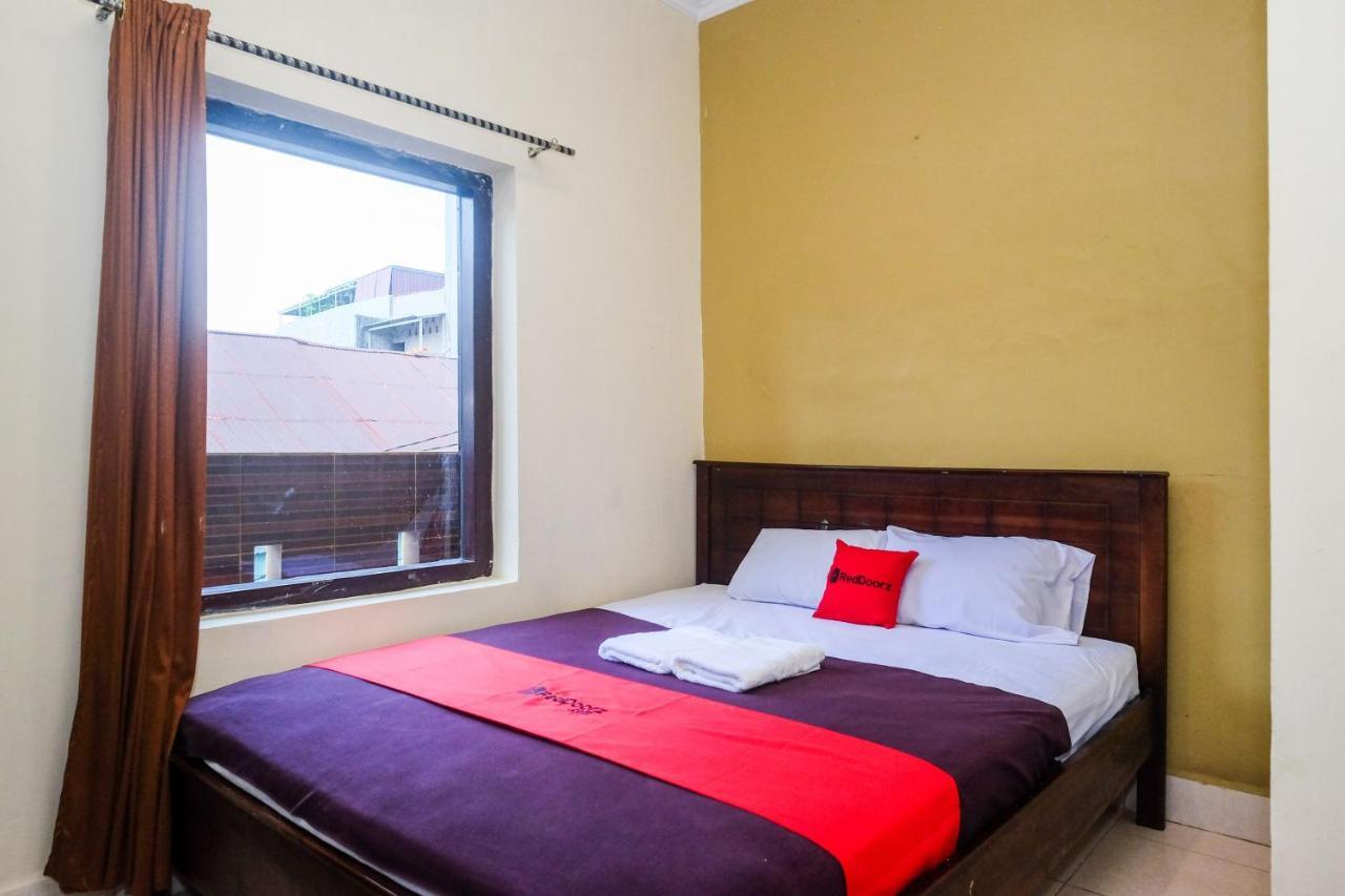 Reddoorz At Hotel Rich Parepare Near Pantai Mattirotasi Dış mekan fotoğraf