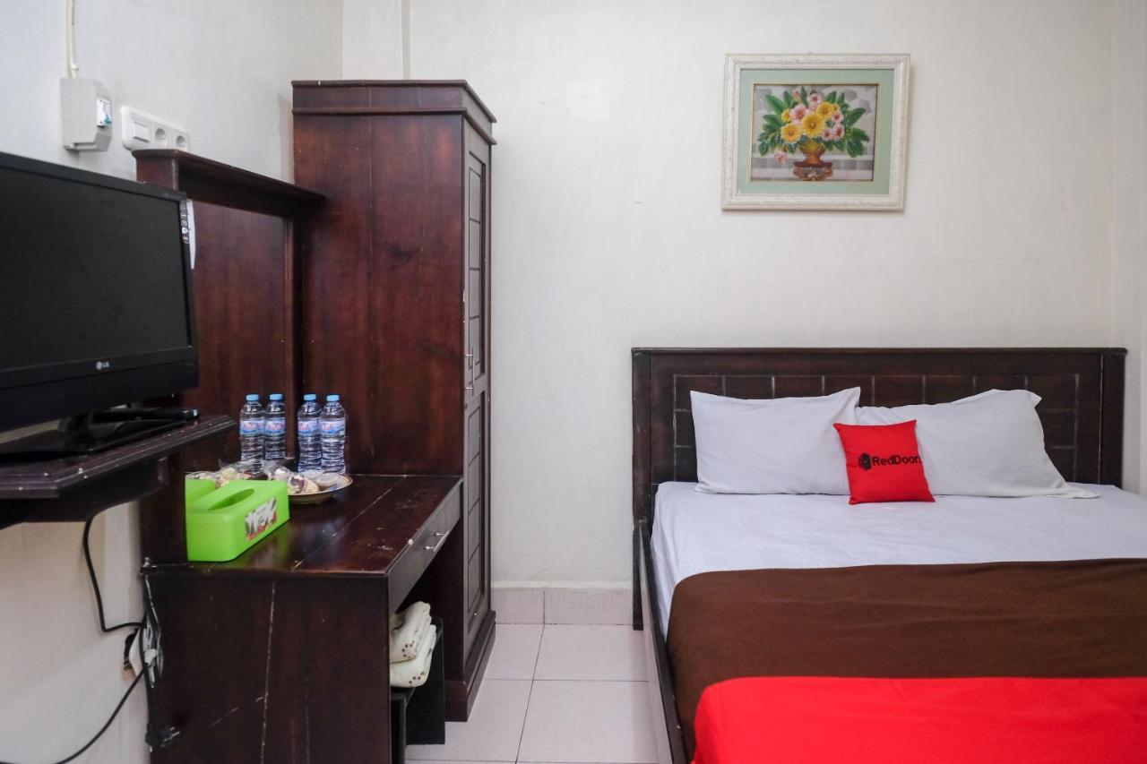 Reddoorz At Hotel Rich Parepare Near Pantai Mattirotasi Dış mekan fotoğraf