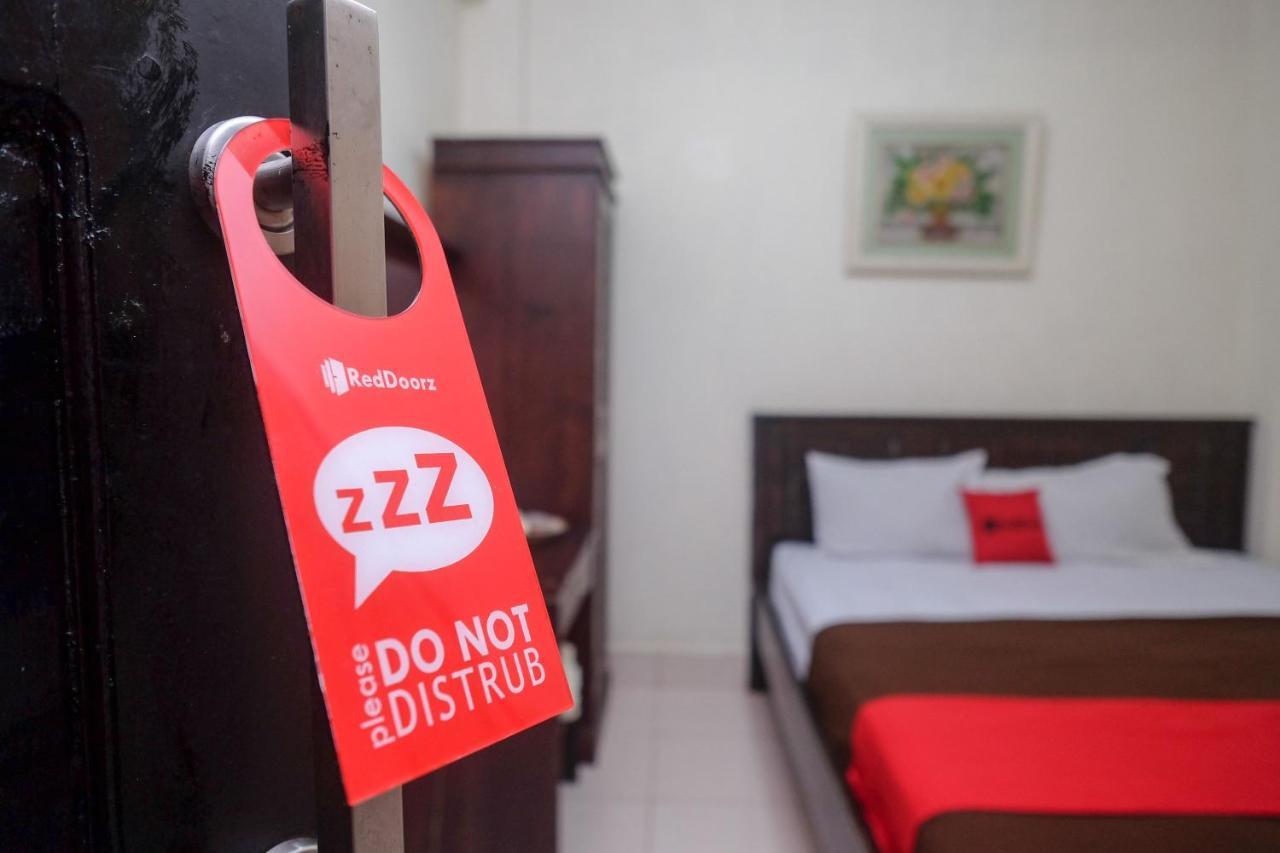 Reddoorz At Hotel Rich Parepare Near Pantai Mattirotasi Dış mekan fotoğraf