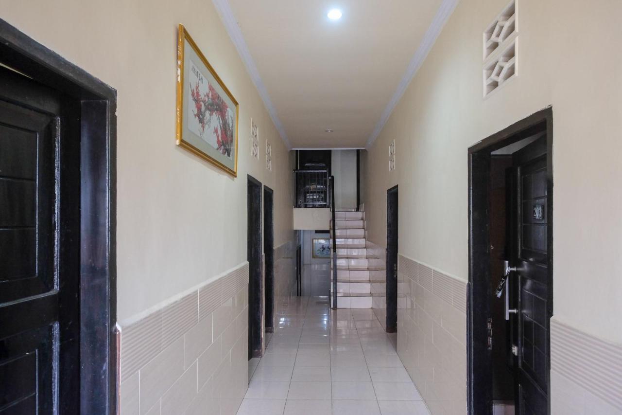 Reddoorz At Hotel Rich Parepare Near Pantai Mattirotasi Dış mekan fotoğraf