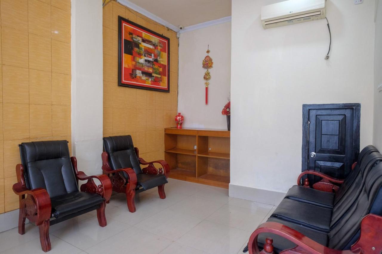 Reddoorz At Hotel Rich Parepare Near Pantai Mattirotasi Dış mekan fotoğraf